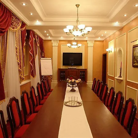 Salute Hotel Kiev