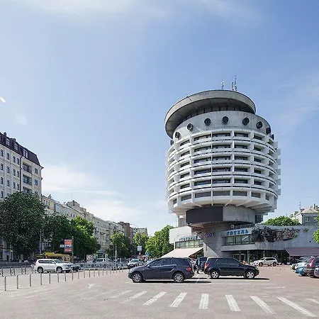 Salute 3* Kiev