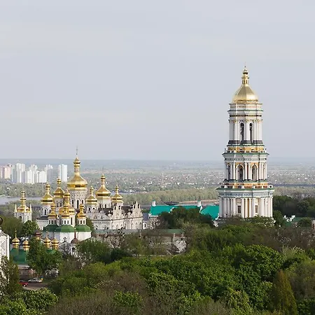 Salute Hotel Kiev