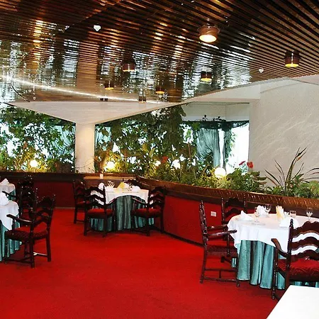 Salute Hotel 3*