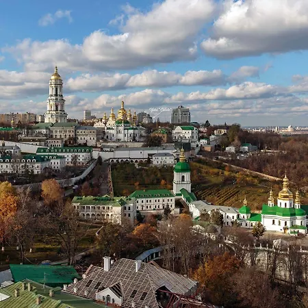 Salute Hotel Kiev