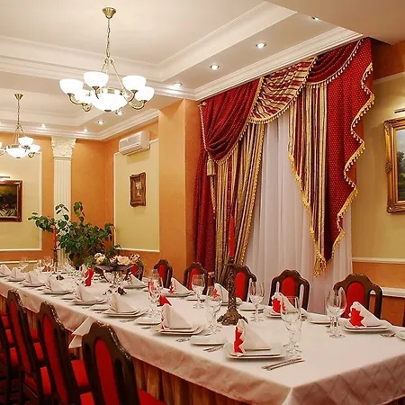 Salute Hotel