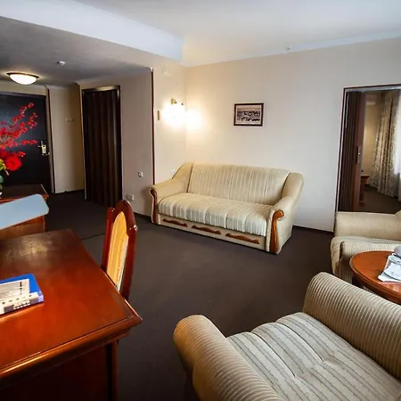 Salute Hotel Kiev